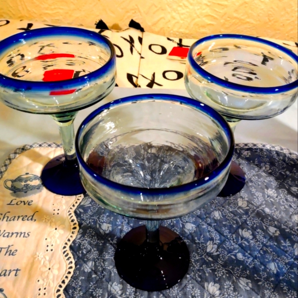 3 Vintage Beautiful BLUE GLASS MARGARITA GLASSES!! 🤩